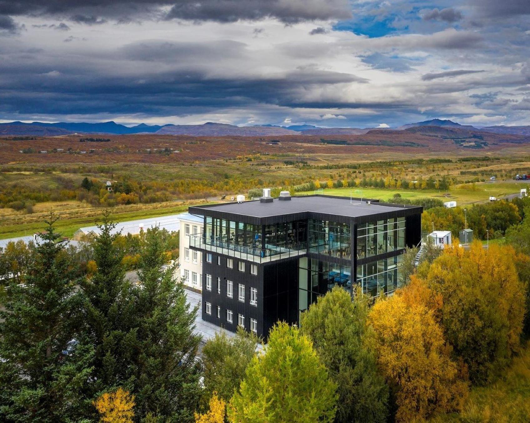 Hotel Varmaland Екстер'єр фото
